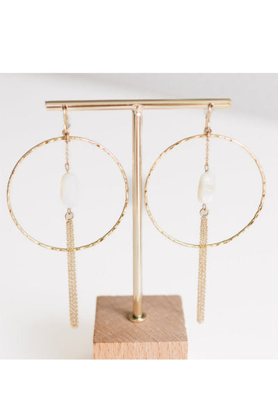 Margaret - Hammered Gold Hoop Earrings with White Shell and Chain 3"Drop
