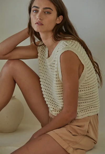 Crochet Sleeveless Sweater - Natural