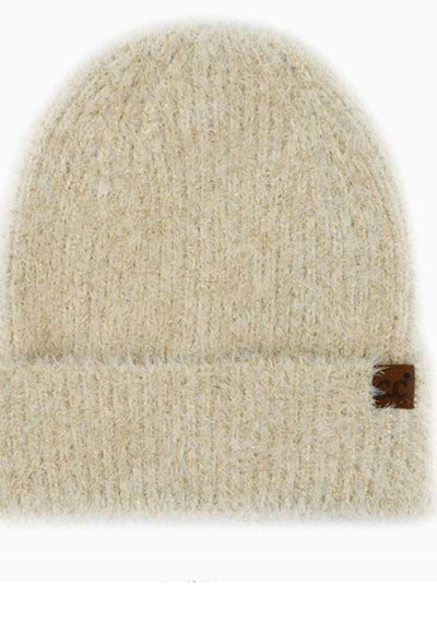 CC -Metallic Eyelash Beanie Beige