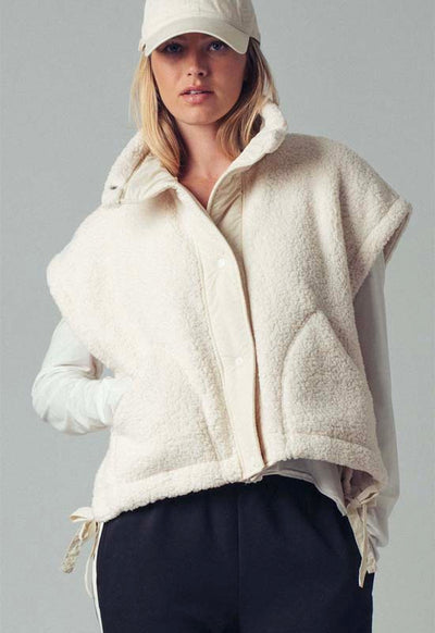 Quilted Sherpa Collar Vest - Ivory